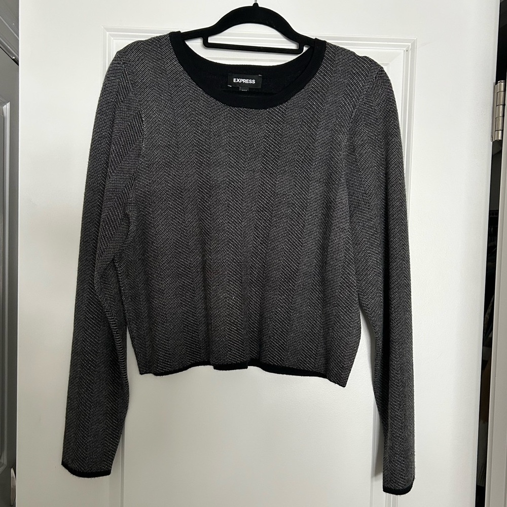 Express Herringbone Cropped Sweater XL Black Gray Knit Top